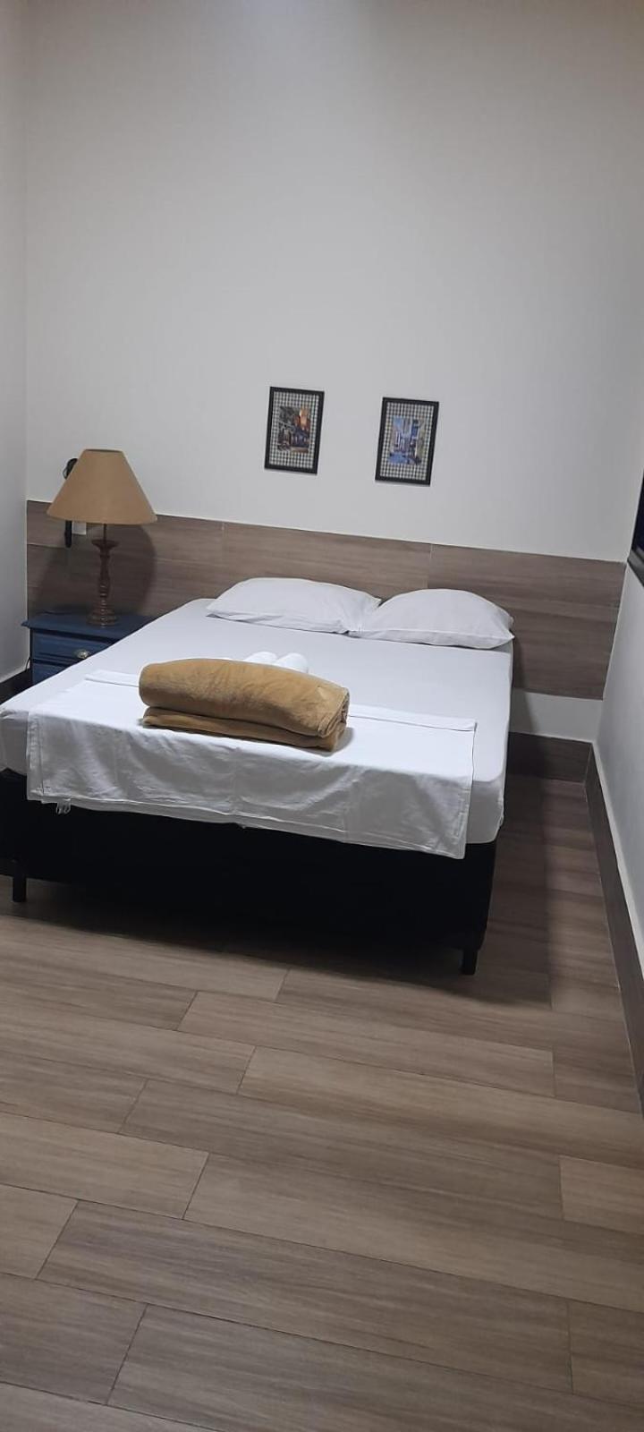 Avenida Hotel De 雷森迪 外观 照片