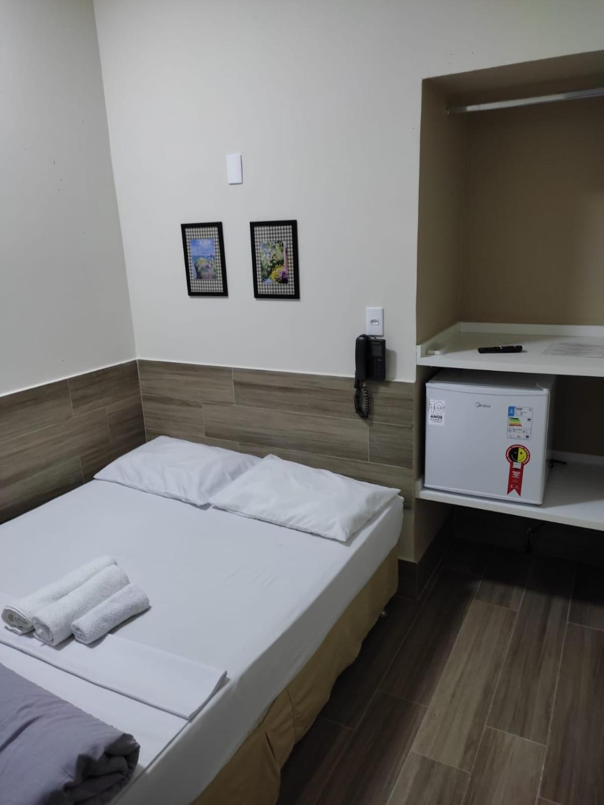 Avenida Hotel De 雷森迪 外观 照片