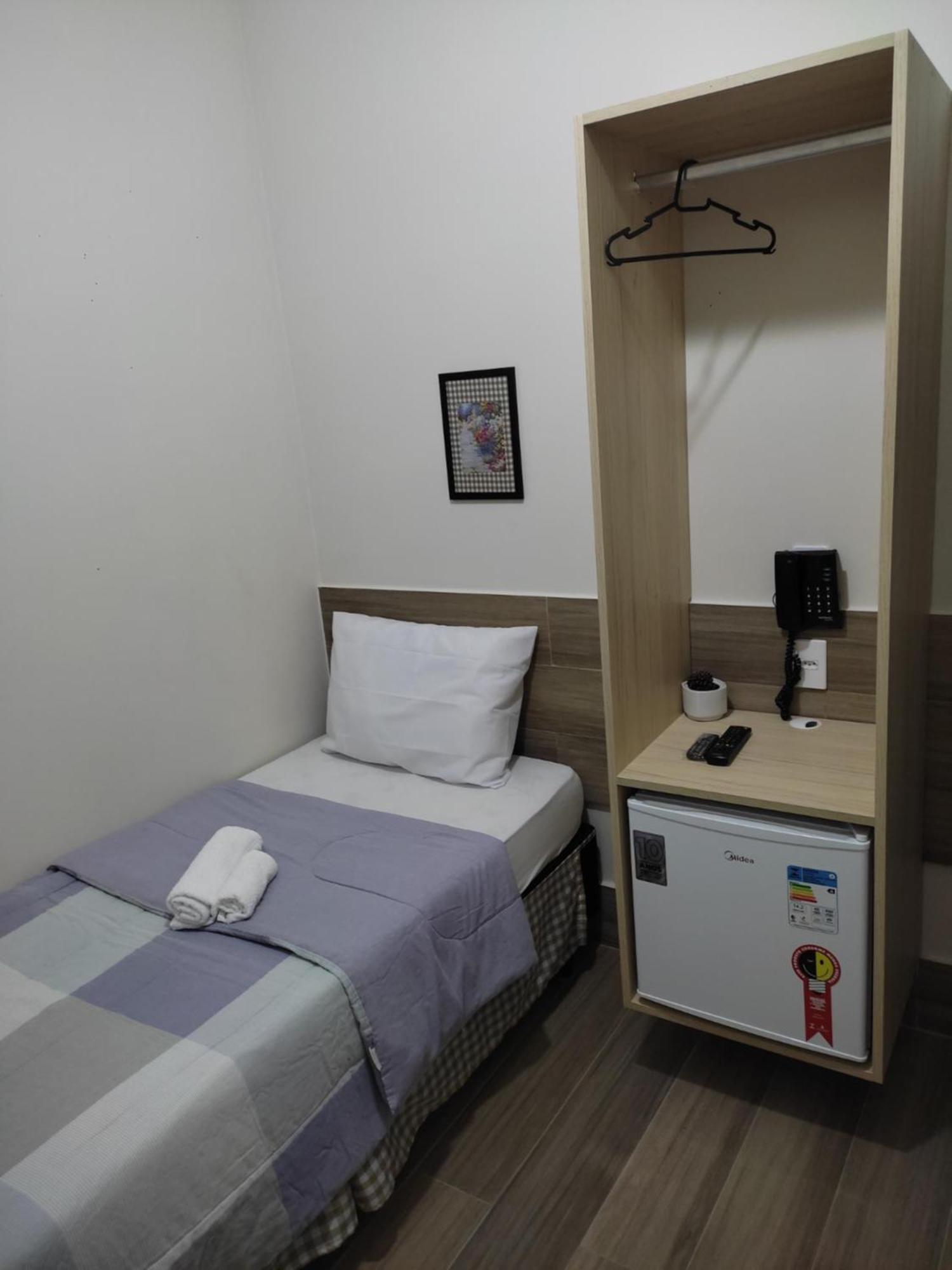 Avenida Hotel De 雷森迪 外观 照片